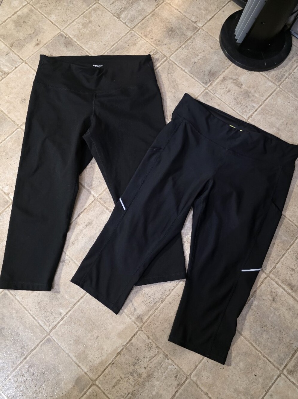Women's Black Athletic Leggings - Stretch Performance Bottoms